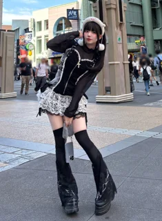 作品写真 / 作品写真